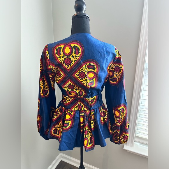 Mae Otti Puffed Sleeve Zipper Top (Sz S) - Picture 3 of 3